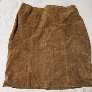 Suede skirt size M